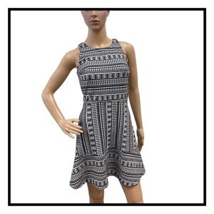 LOFT Outlet Petite White & Black Dress - Size 00P